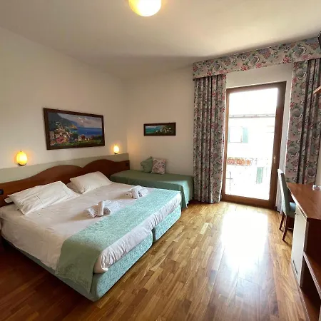 Meridiana Hotel 3*